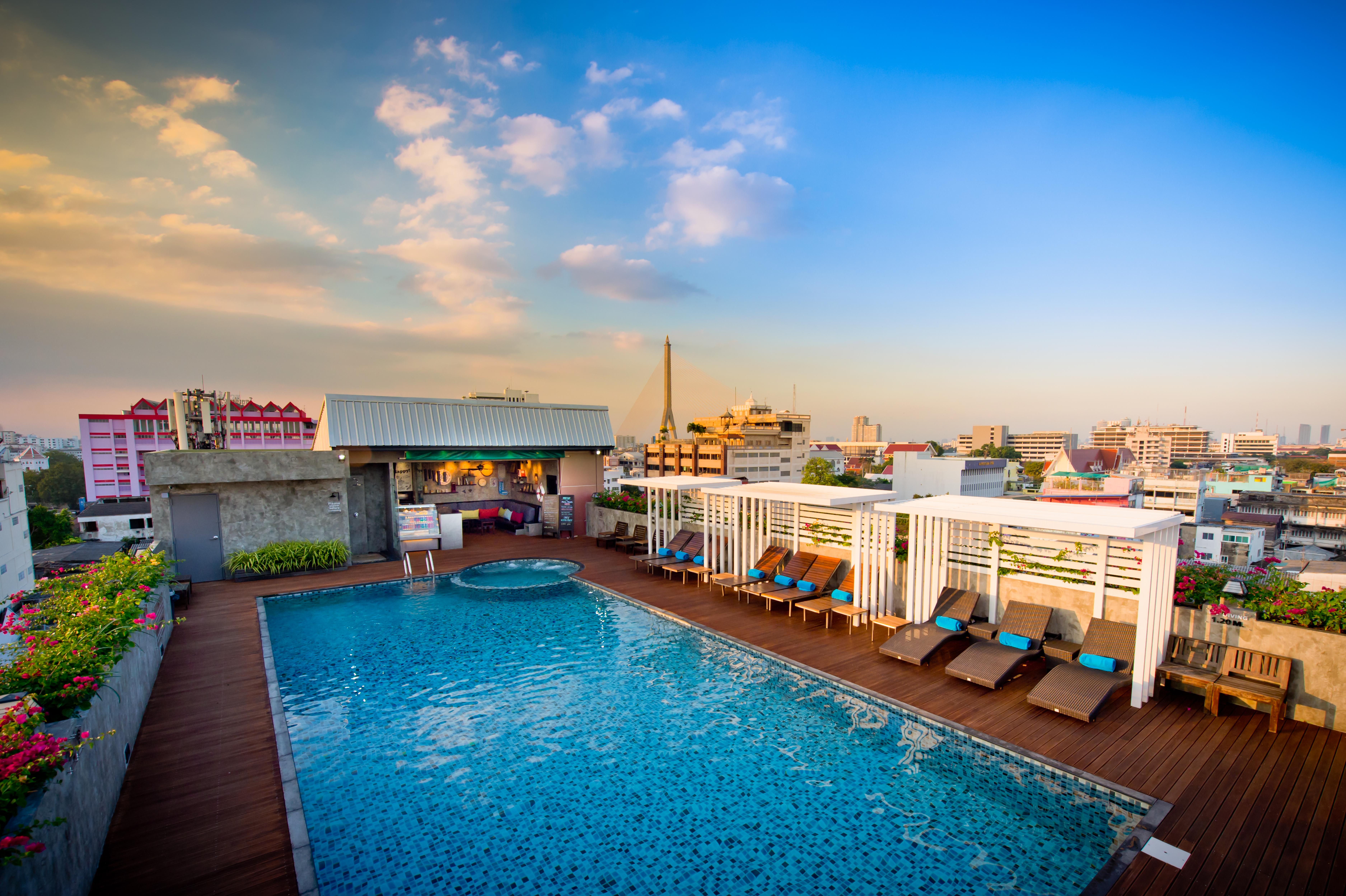 Nouvo City Hotel Bangkok Bagian luar foto